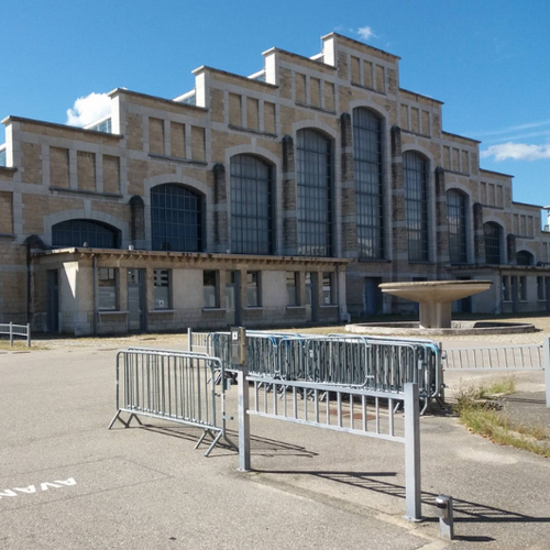 Halle Tony Garnier