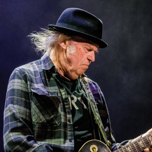 Neil Young & The Chrome Hearts