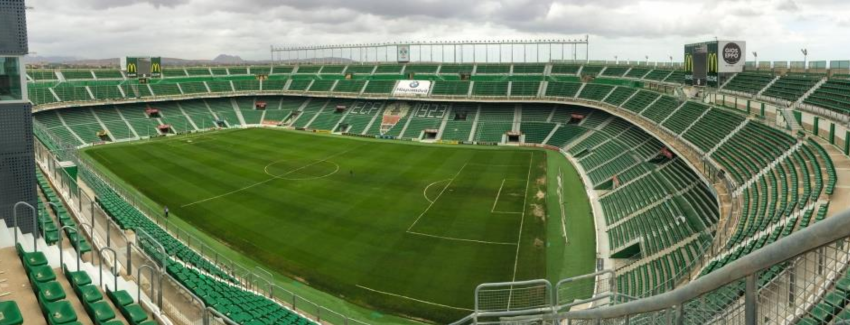 Estadio Manuel Martinez Valero