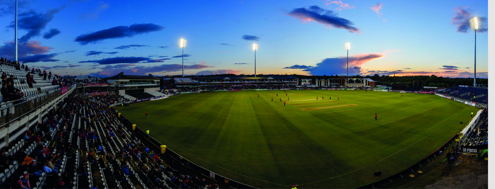 Seat Unique Riverside