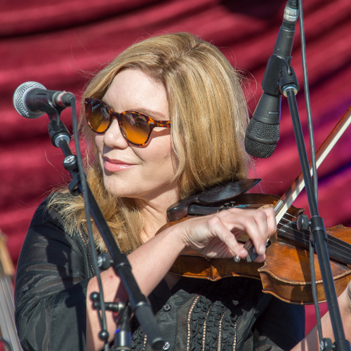 Alison Krauss & Union Station featuring Jerry Douglas with Willie Watson