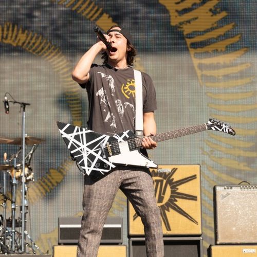 Pierce The Veil - I Can't Hear You World Tour