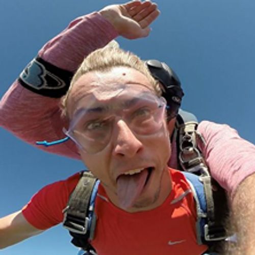 Tandem Fallschirmspringen | ca. 60 Sekunden Freifall