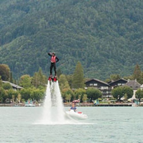 Flyboard fliegen | Durch den Wasserstrahl abheben - Erlebnisgutschein