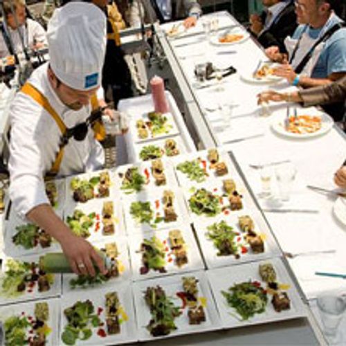 Dinner in the Sky | kulinarischer Höhenflug bei Event Dinner